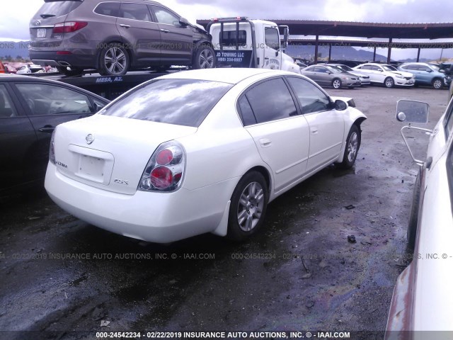 1N4AL11D65C951723 - 2005 NISSAN ALTIMA S/SL WHITE photo 4