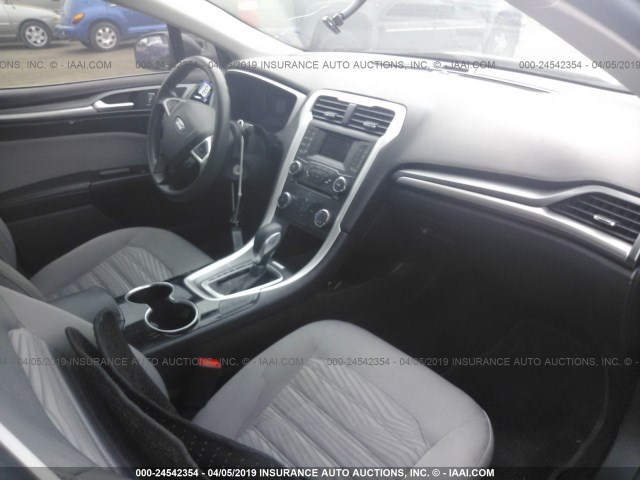 3FA6P0G71GR176709 - 2016 FORD FUSION S GRAY photo 5