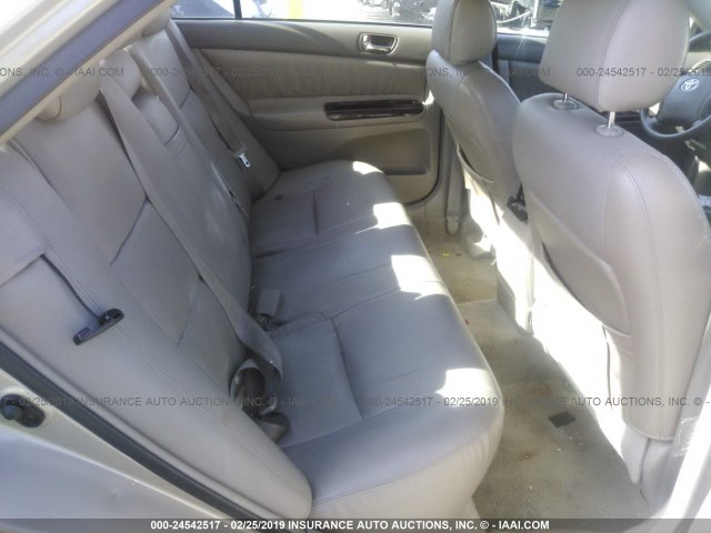 4T1BE32K05U051164 - 2005 TOYOTA CAMRY LE/XLE/SE GOLD photo 8