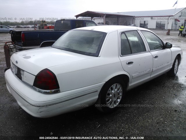 2FAFP74W24X131389 - 2004 FORD CROWN VICTORIA LX WHITE photo 4