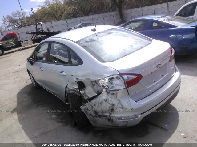 3FADP4BJ3KM113635 - 2019 FORD 4 DOOR SE SILVER photo 3