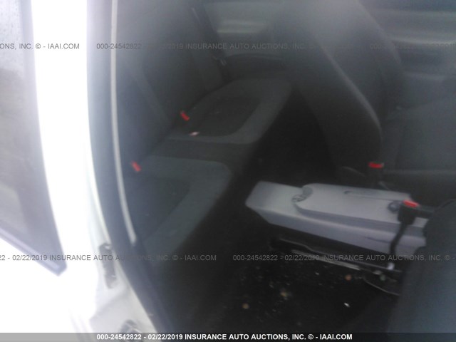 3VWBB61C0WM028642 - 1998 VOLKSWAGEN NEW BEETLE Weiß Foto 8