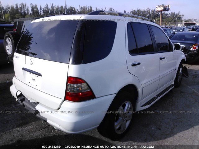 4JGAB75E55A539397 - 2005 MERCEDES-BENZ ML 500 WHITE photo 4