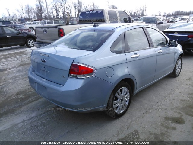 1FAHP35N48W262767 - 2008 FORD FOCUS SE/SEL/SES Light Blue photo 4