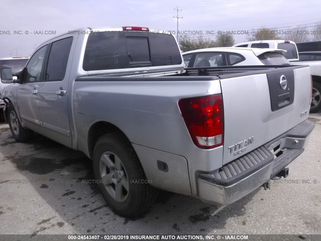 1N6AA07A54N563597 - 2004 NISSAN TITAN XE/SE/LE SILVER photo 3