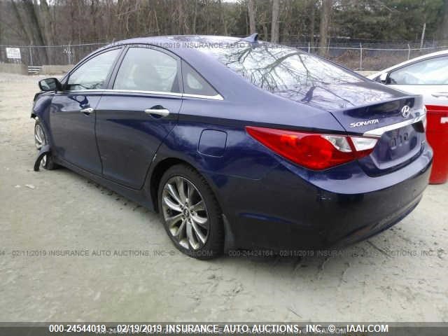 5NPEC4AC0BH133067 - 2011 HYUNDAI SONATA SE/LIMITED BLUE photo 3