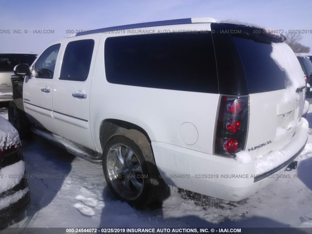 1GKFK668X7J275713 - 2007 GMC YUKON XL DENALI WHITE photo 3