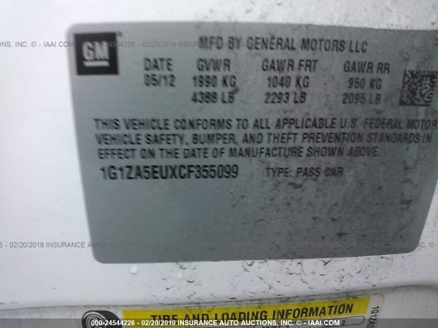 1G1ZA5EUXCF355099 - 2012 CHEVROLET MALIBU LS WHITE photo 9