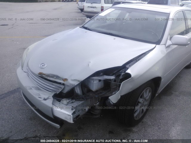 JTHBF30G535039257 - 2003 LEXUS ES 300 SILVER photo 6