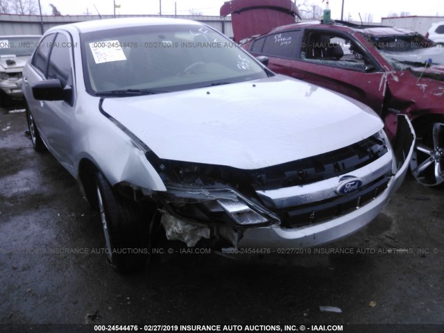 3FAHP0GAXAR372112 - 2010 FORD FUSION S SILVER photo 6