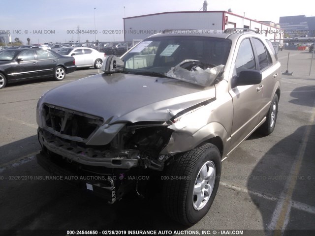 KNDJD735485764778 - 2008 KIA SORENTO EX/LX GOLD photo 2