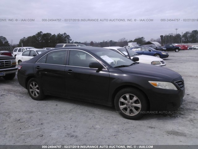 4T1BF3EK4BU214757 - 2011 TOYOTA CAMRY SE/LE/XLE 黑色 照片 1