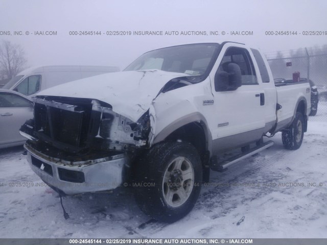 1FTWX31P56EC05022 - 2006 FORD F350 SRW SUPER DUTY WHITE photo 2