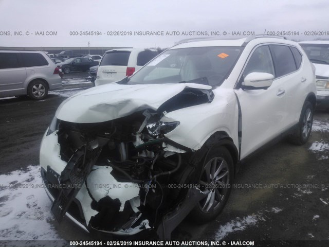 5N1AT2MV5FC777595 - 2015 NISSAN ROGUE S/SL/SV WHITE photo 2