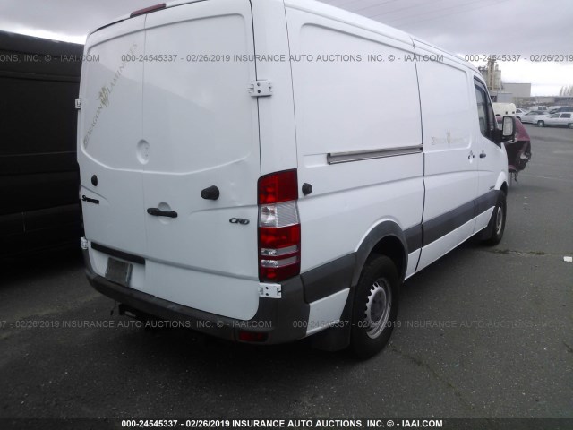 WD0PE745975165354 - 2007 DODGE SPRINTER 2500 WHITE photo 4