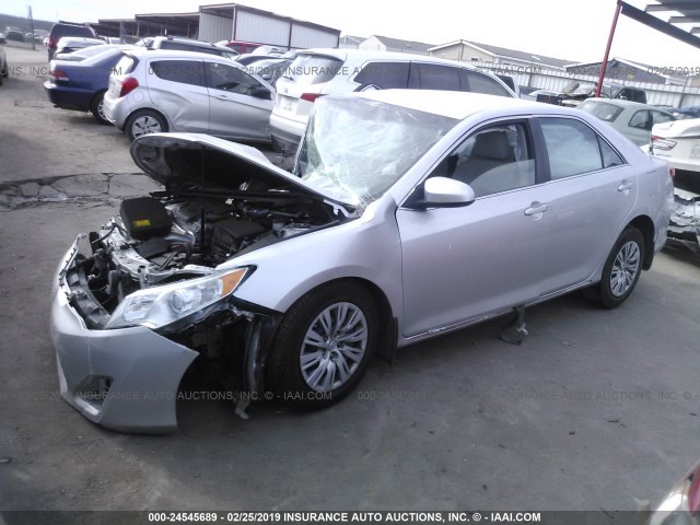 4T4BF1FK6ER428727 - 2014 TOYOTA CAMRY L/SE/LE/XLE 银色 照片 2
