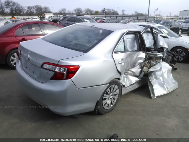4T4BF1FK6ER428727 - 2014 TOYOTA CAMRY L/SE/LE/XLE 银色 照片 4