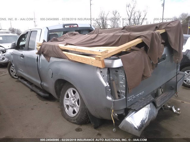 5TFBT54197X004792 - 2007 TOYOTA TUNDRA DOUBLE CAB SR5 SILVER photo 3