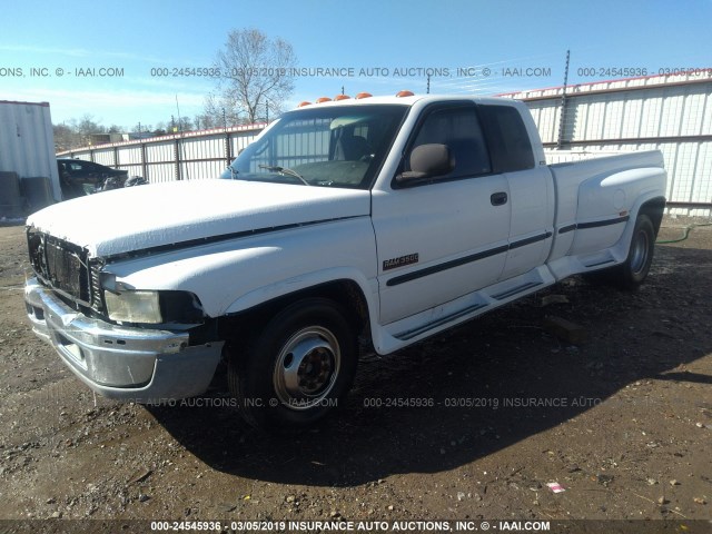 1B7MC3368XJ503113 - 1999 DODGE RAM 3500 WHITE photo 2