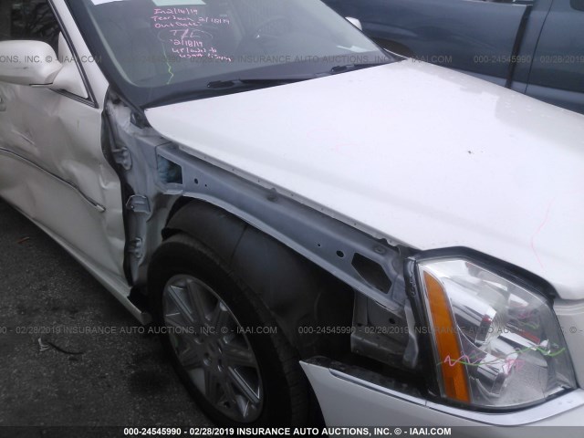 1G6KH5E6XBU124836 - 2011 CADILLAC DTS PREMIUM COLLECTION WHITE photo 6