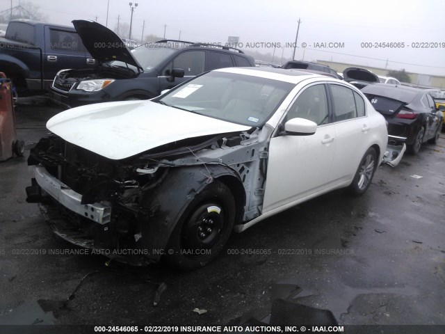 JN1CV6AP2FM580496 - 2015 INFINITI Q40 WHITE photo 2