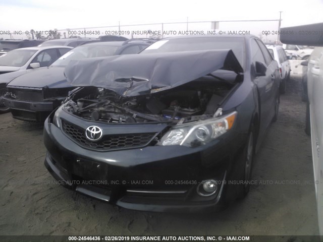 4T1BF1FKXCU093897 - 2012 TOYOTA CAMRY SE/LE/XLE 黑色 照片 2