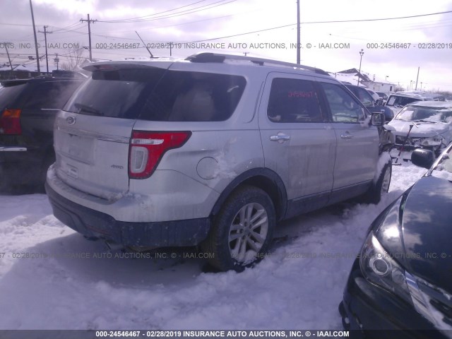 1FMHK8D84BGA91789 - 2011 FORD EXPLORER XLT SILVER photo 4