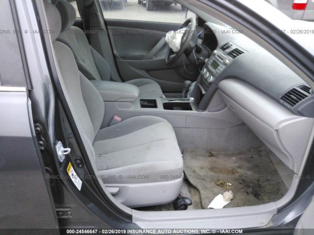 4T1BE46K47U105259 - 2007 TOYOTA CAMRY NEW GENERAT CE/LE/XLE/SE GRAY photo 5