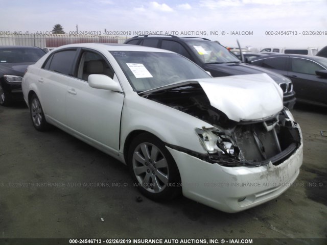 4T1BK36B56U062648 - 2006 TOYOTA AVALON XL/XLS/TOURING/LIMITED WHITE photo 1