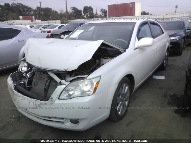 4T1BK36B56U062648 - 2006 TOYOTA AVALON XL/XLS/TOURING/LIMITED WHITE photo 2