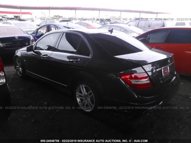 WDDGF4HB1CR218710 - 2012 MERCEDES-BENZ C 250 GRAY photo 3