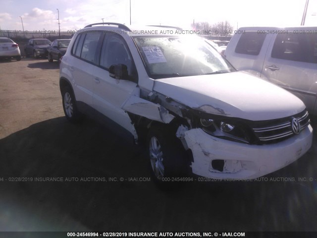 WVGBV7AX0HW511730 - 2017 VOLKSWAGEN TIGUAN S/LIMITED WHITE photo 1