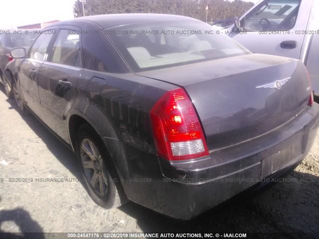 2C3LA43R66H526654 - 2006 CHRYSLER 300 BLACK photo 3