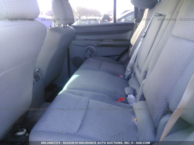 1J8HG48KX7C511440 - 2007 JEEP COMMANDER შავი ფოტო 8