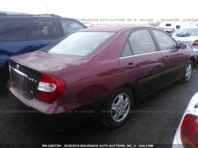 4T1BF32K93U041744 - 2003 TOYOTA CAMRY LE/XLE/SE RED photo 4