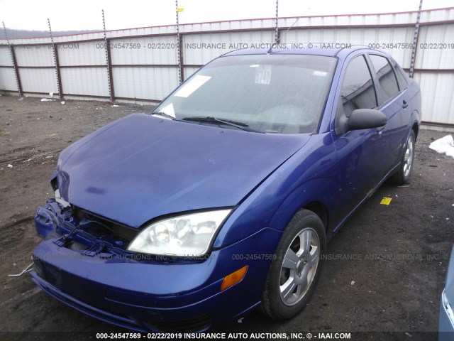 1FAFP34N95W135162 - 2005 FORD FOCUS ZX4 BLUE photo 2