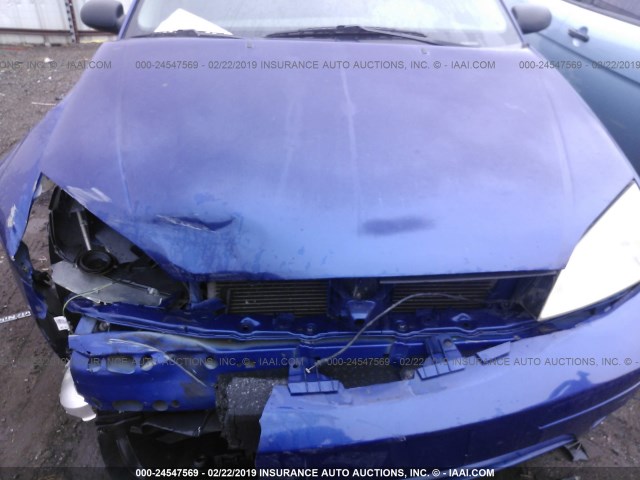 1FAFP34N95W135162 - 2005 FORD FOCUS ZX4 BLUE photo 6