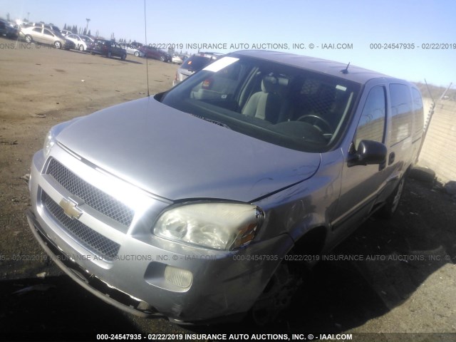 1GBDV13128D209715 - 2008 CHEVROLET UPLANDER INCOMPLETE SILVER photo 2