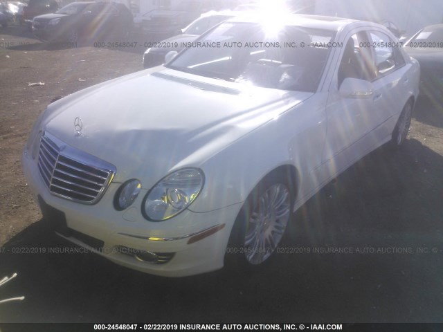 WDBUF72X28B212884 - 2008 MERCEDES-BENZ E 550 WHITE photo 2