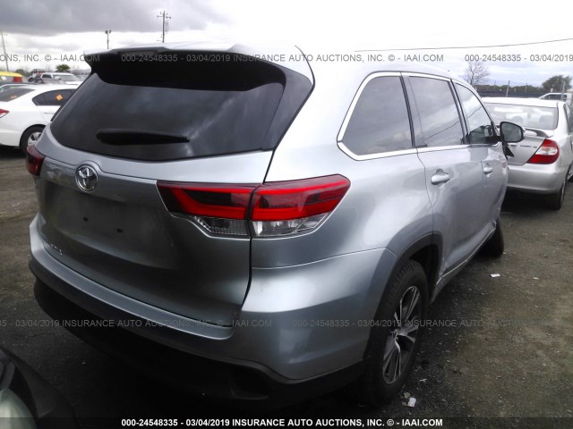 5TDZARFH0HS028105 - 2017 TOYOTA HIGHLANDER LE SILVER photo 4