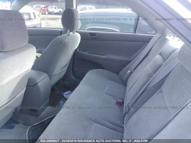 JTDBE32K330233689 - 2003 TOYOTA CAMRY LE/XLE SILVER photo 8