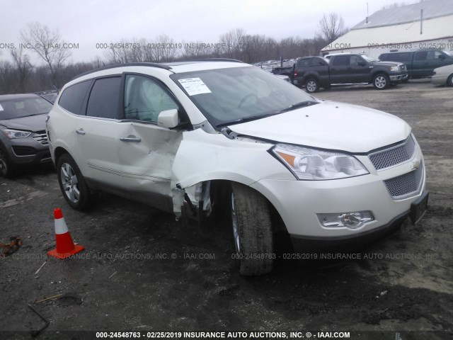 1GNKVLED5CJ319875 - 2012 CHEVROLET TRAVERSE LTZ WHITE photo 1