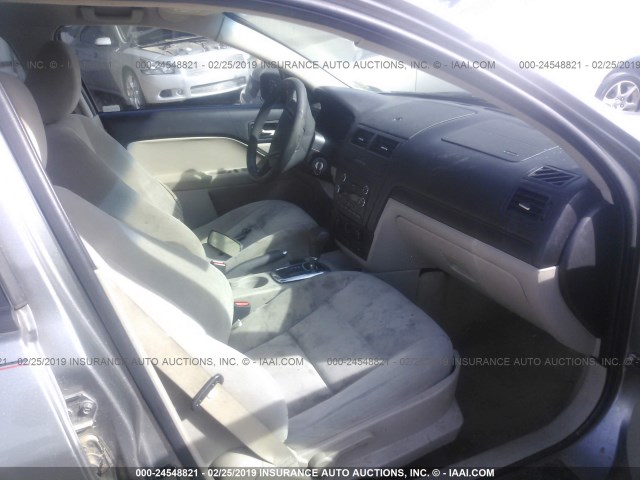 3FAHP06Z39R198015 - 2009 FORD FUSION S GRAY photo 5