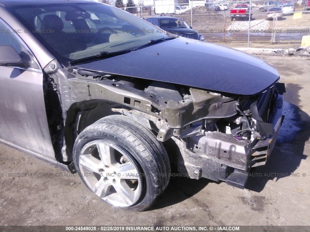 1G1ZD5E14BF298717 - 2011 CHEVROLET MALIBU 2LT GOLD photo 6