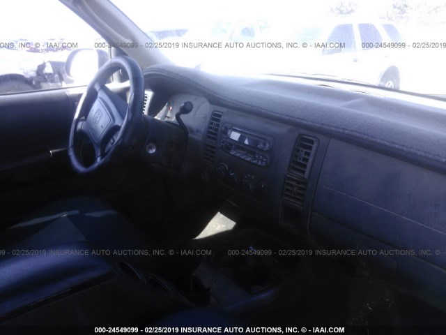 1B7GG2AZ41S108632 - 2001 DODGE DAKOTA QUAD BLACK photo 5