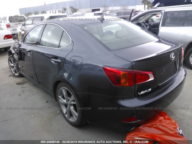 JTHBE262095023212 - 2009 LEXUS IS 350 GRAY photo 3