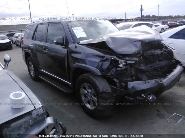 JTEZU5JR4B5023174 - 2011 TOYOTA 4RUNNER SR5/LIMITED GRAY photo 1