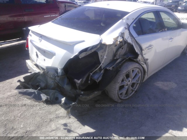 1N4AA51E99C820250 - 2009 NISSAN MAXIMA S/SV WHITE photo 6