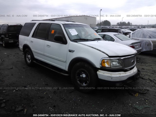 1FMRU1562YLB71580 - 2000 FORD EXPEDITION XLT WHITE photo 1