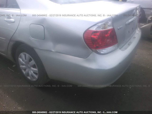 4T1BE32K75U981014 - 2005 TOYOTA CAMRY LE/XLE/SE SILVER photo 6